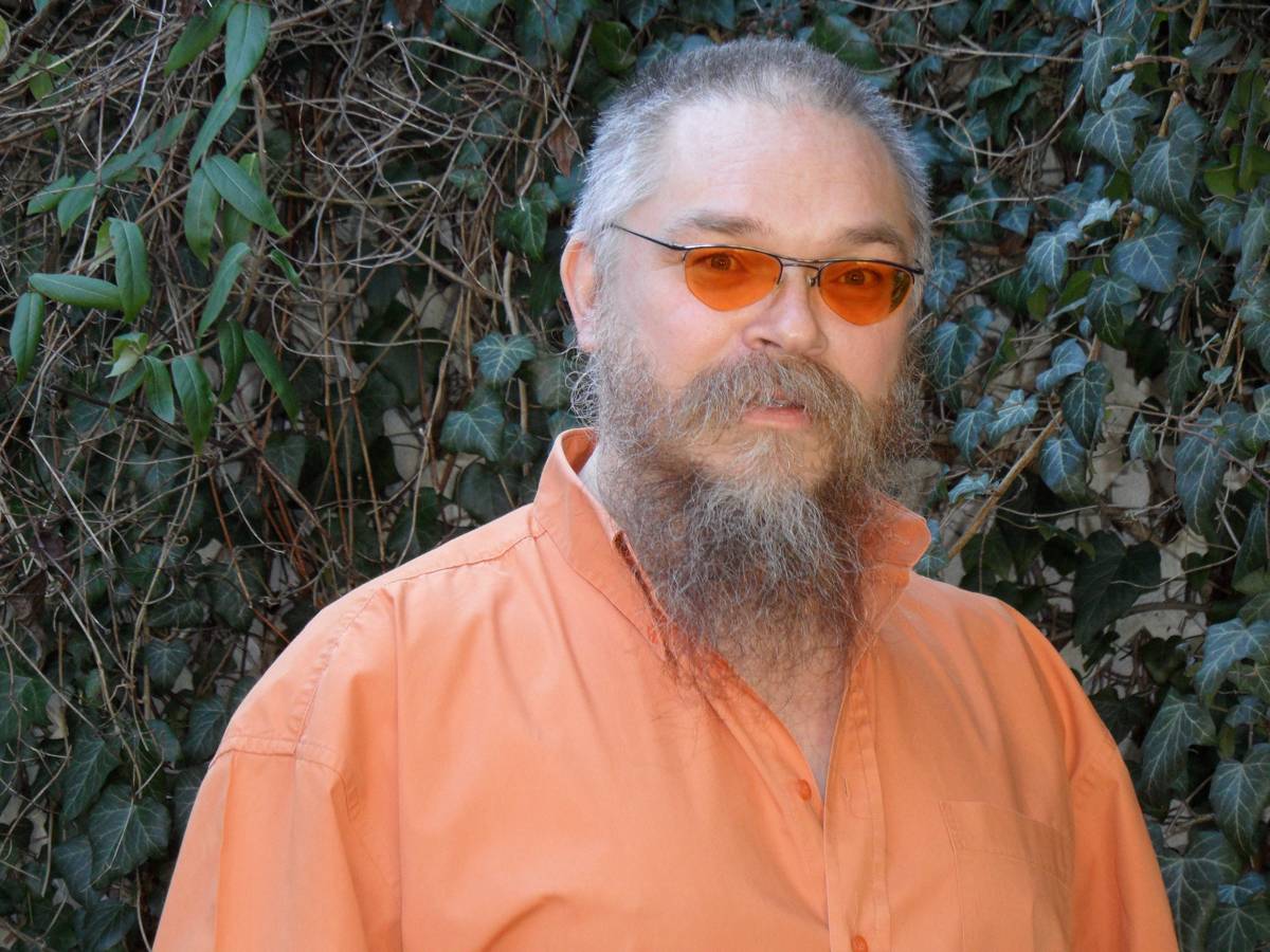 Portrait von Uwe Dippold: Baubiologe, Baugutachter und Schimmelsachverständiger